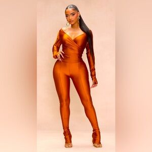 NWT Fashion Nova Bronze Legging Set Sz Medium